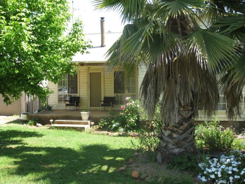 3 Crown Street, Yeoval NSW 2868