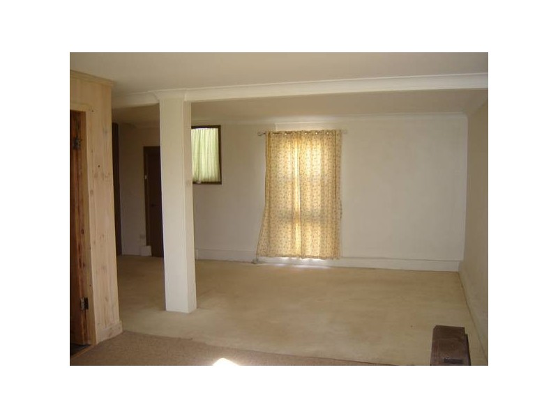 35 Olive Street, Mandurama NSW 2792