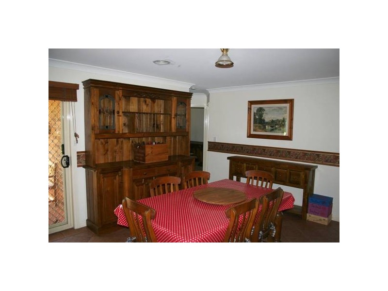 11 Cianfrano Place, Orange NSW 2800