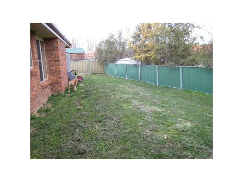 11 Cianfrano Place, Orange NSW 2800