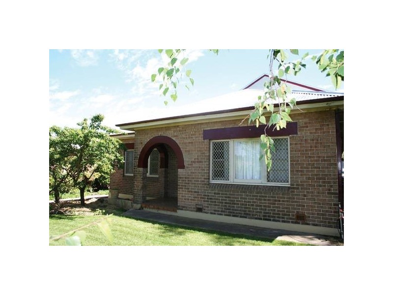 193 March Street, Orange NSW 2800