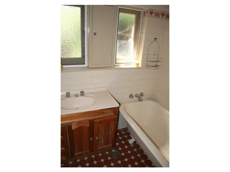 193 March Street, Orange NSW 2800