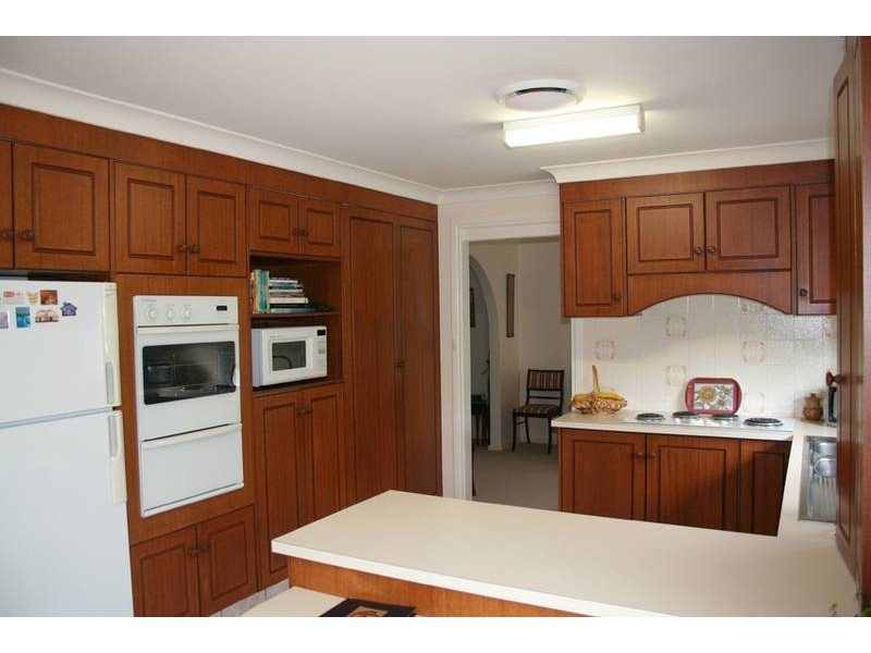 12 Kumali Circuit, Orange NSW 2800