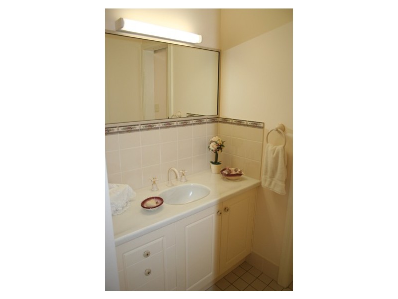 12 Kumali Circuit, Orange NSW 2800