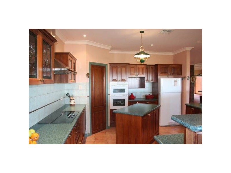 10 Illamatta Way, Orange NSW 2800