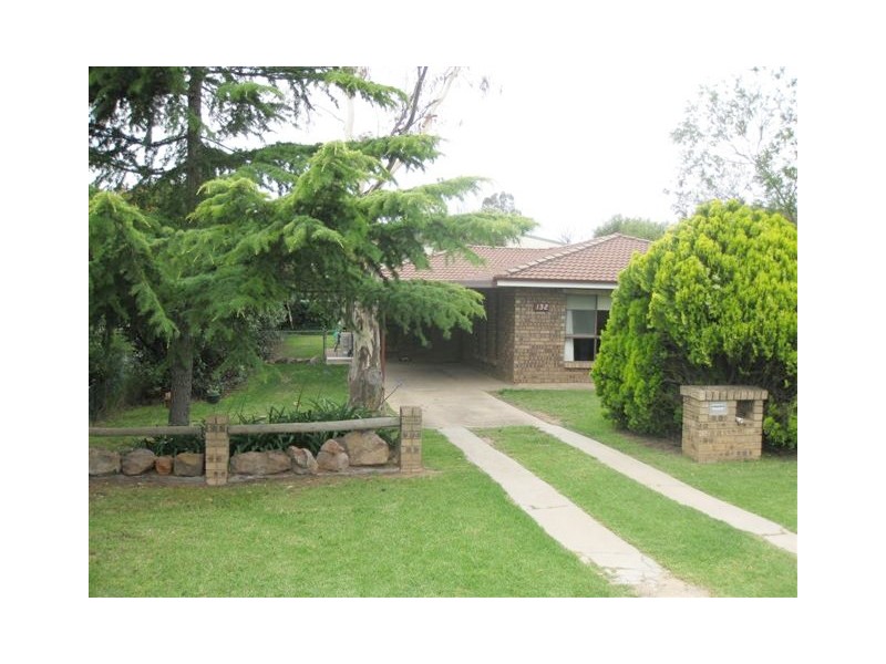 132 Edward Street, Molong NSW 2866