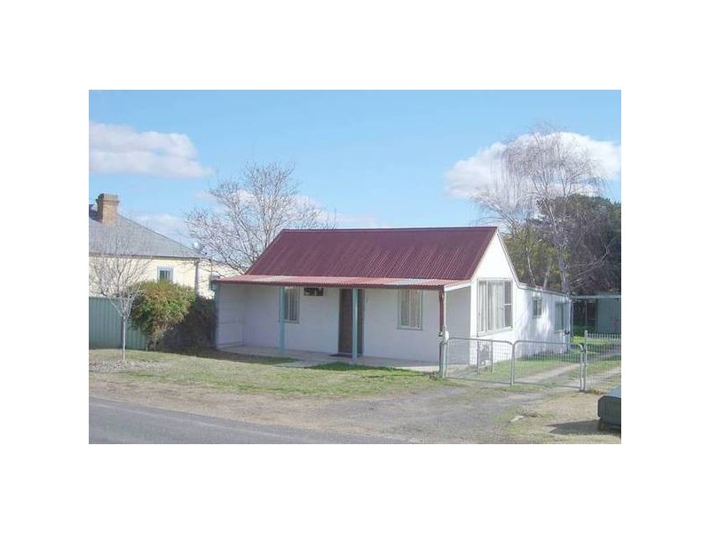 7 Stabback Street, Millthorpe NSW 2798
