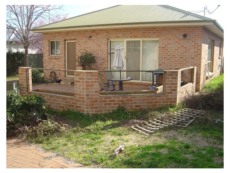 12 Thomas Street, Orange NSW 2800