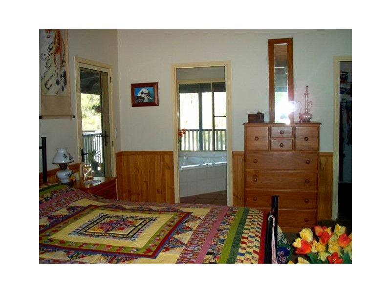 32 Newtons Road, Rosedale QLD 4674