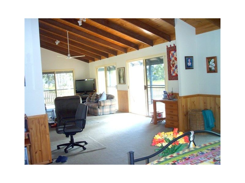 32 Newtons Road, Rosedale QLD 4674