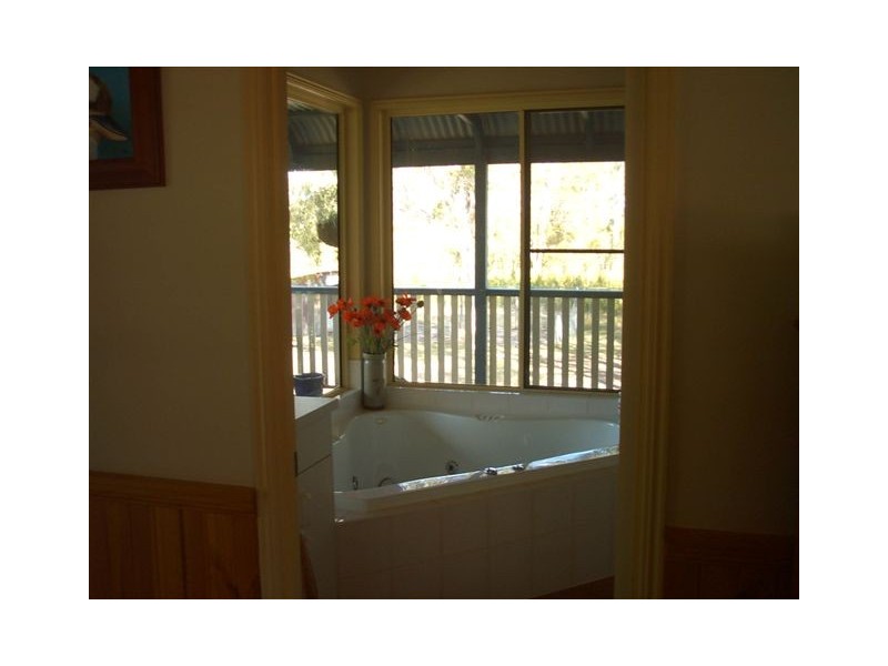 32 Newtons Road, Rosedale QLD 4674