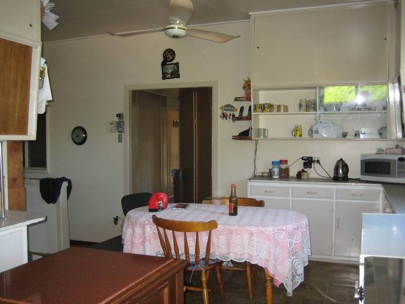 Redridge QLD 4660