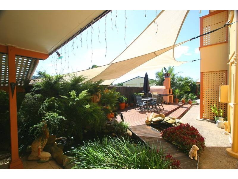 Avenell Heights QLD 4670