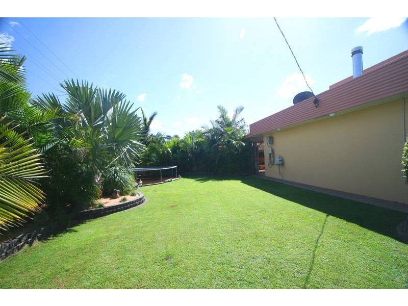Avenell Heights QLD 4670