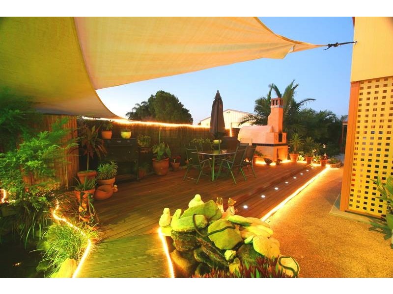 Avenell Heights QLD 4670