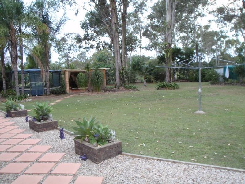 9 Willis Street, Sharon QLD 4670