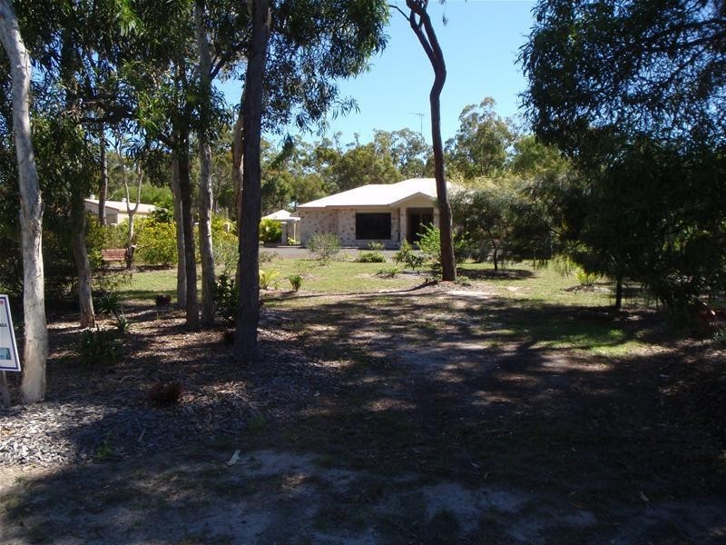 Moore Park Beach QLD 4670