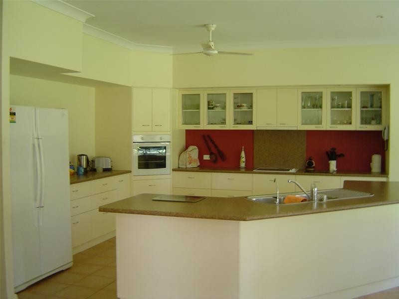 Moore Park Beach QLD 4670