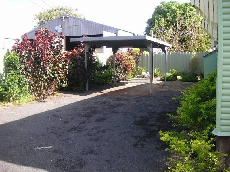 Sharon QLD 4670