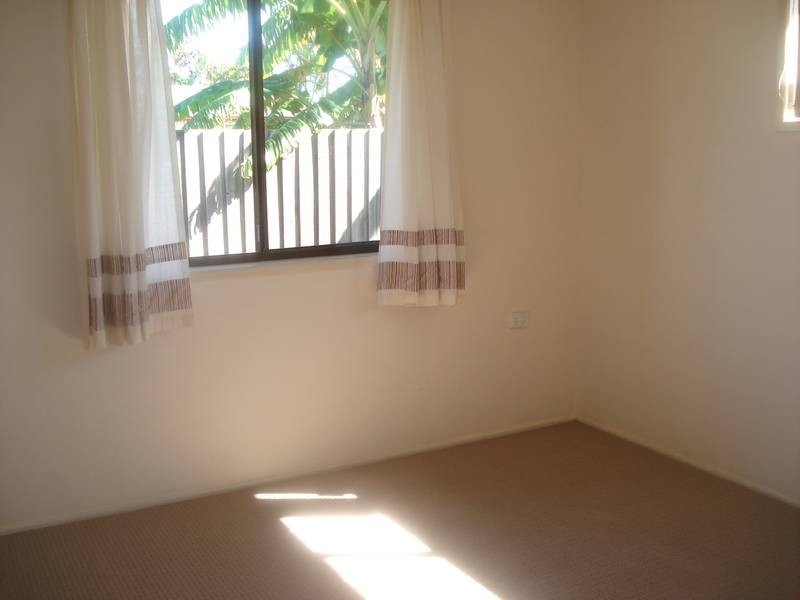 Avenell Heights QLD 4670