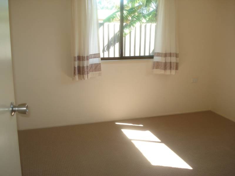 Avenell Heights QLD 4670