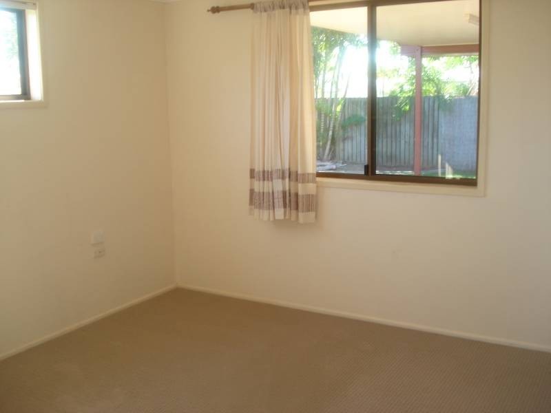 Avenell Heights QLD 4670