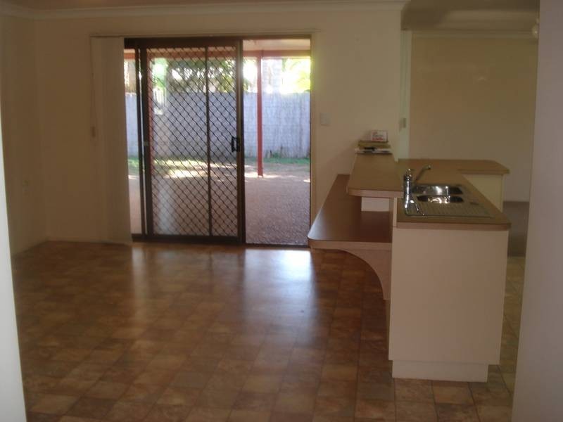 Avenell Heights QLD 4670