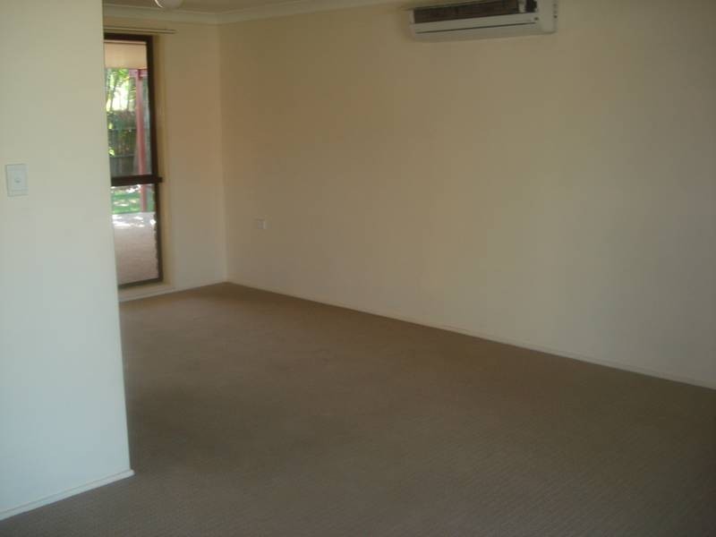 Avenell Heights QLD 4670