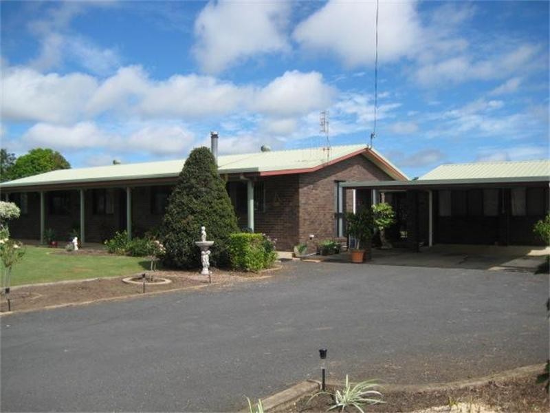 Oakwood QLD 4670
