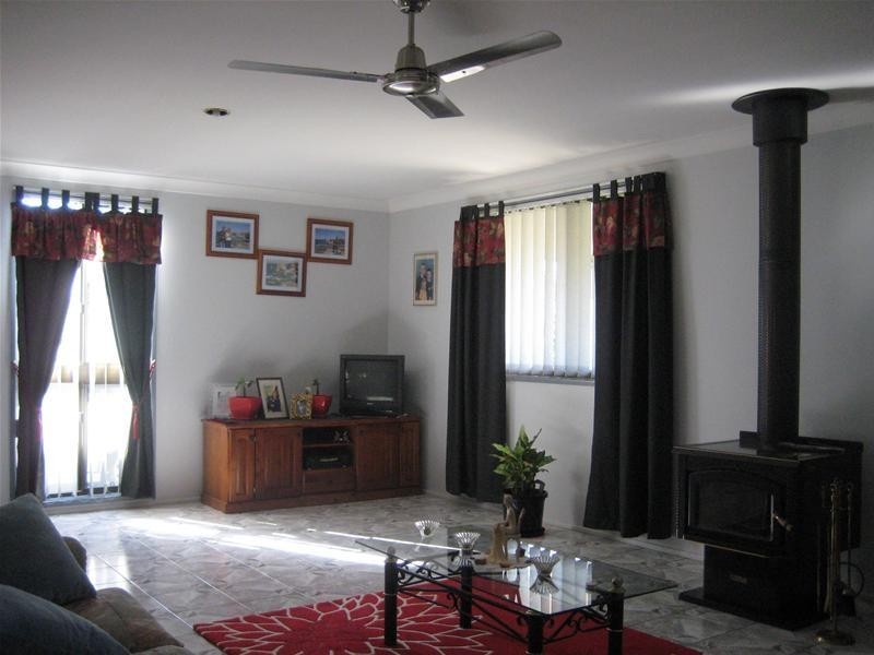 Oakwood QLD 4670