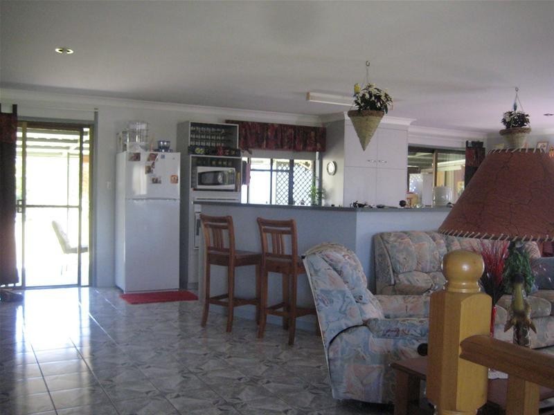 Oakwood QLD 4670