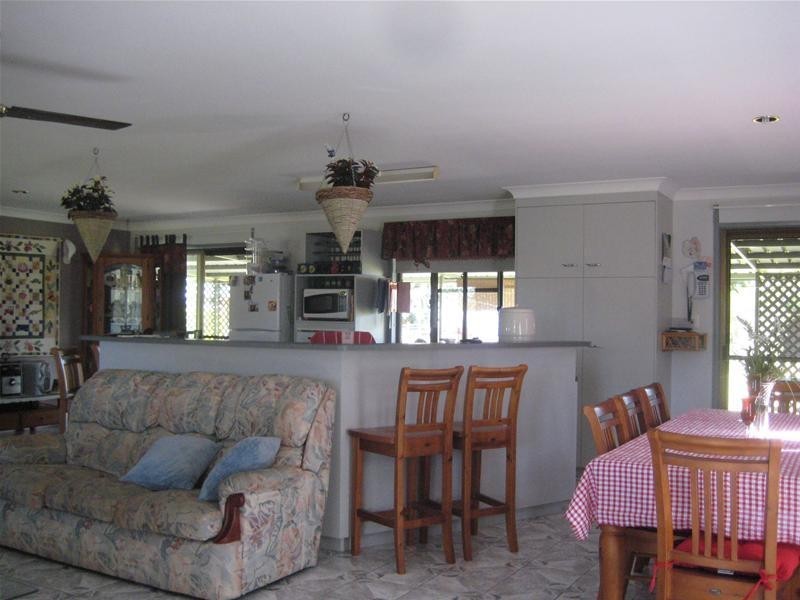 Oakwood QLD 4670