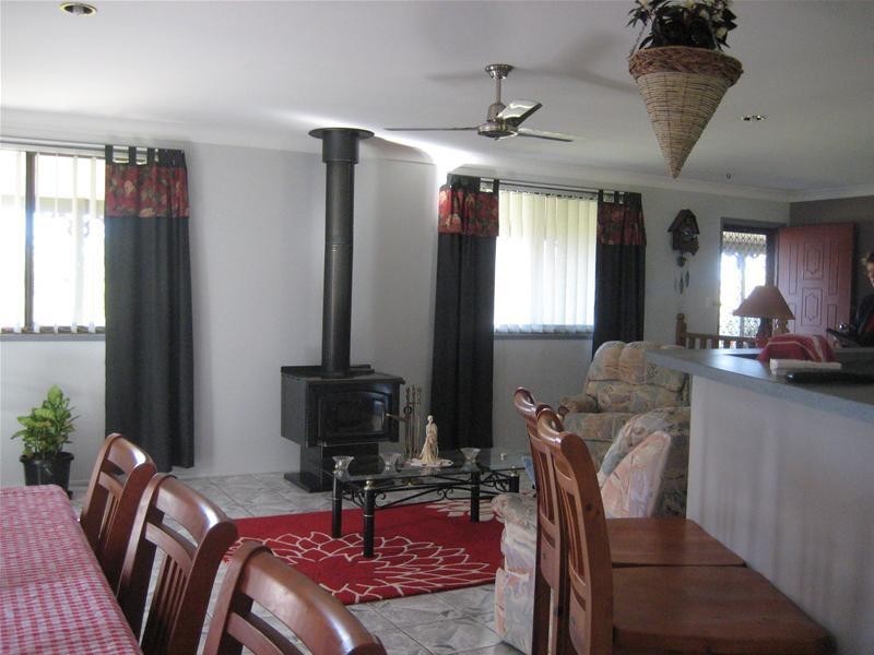 Oakwood QLD 4670