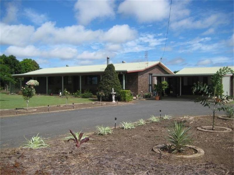 Oakwood QLD 4670