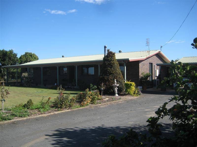 Oakwood QLD 4670