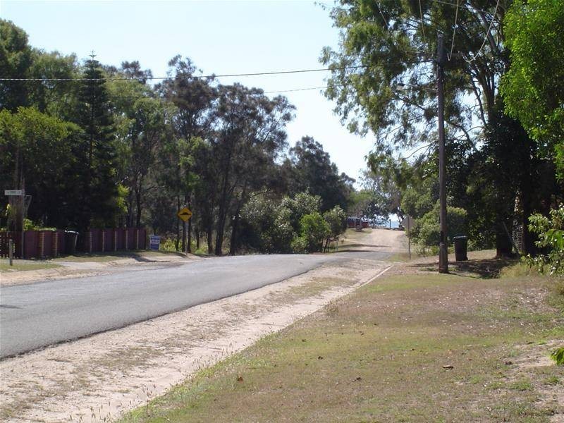 Moore Park Beach QLD 4670