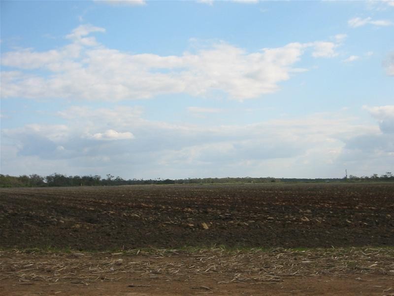 Moore Park Beach QLD 4670