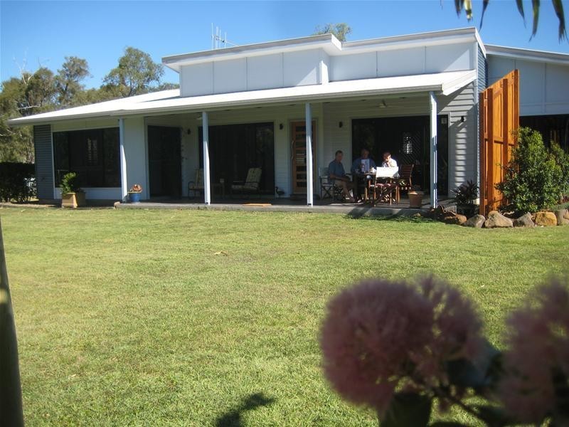 Moore Park Beach QLD 4670