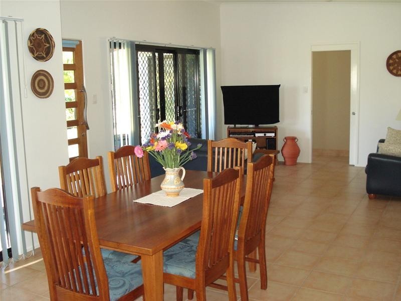 Moore Park Beach QLD 4670