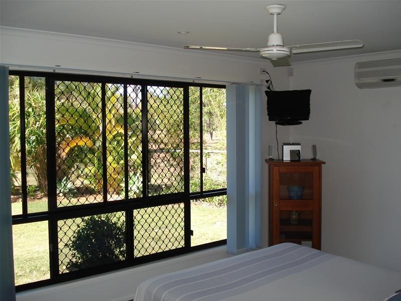 Moore Park Beach QLD 4670