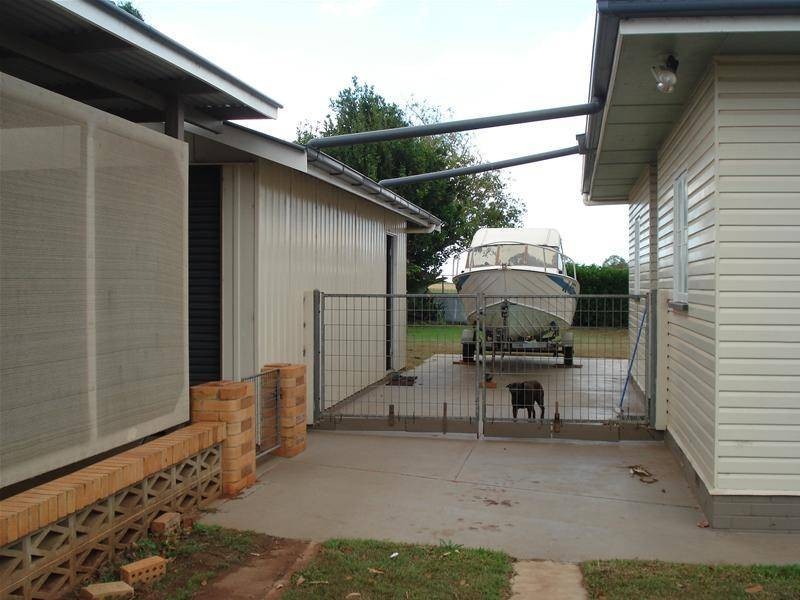 Sharon QLD 4670