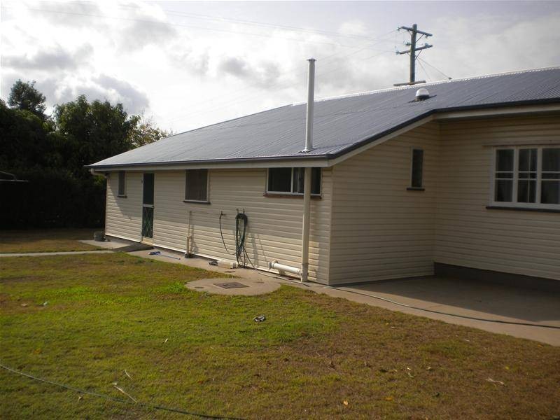 Sharon QLD 4670