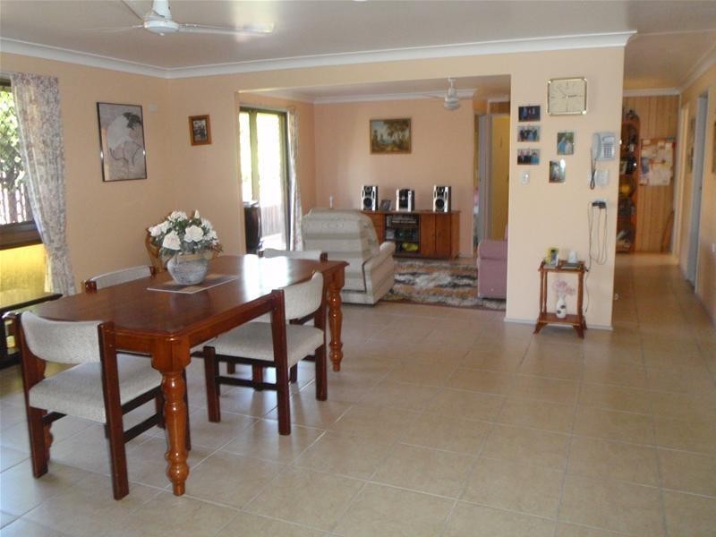 Avenell Heights QLD 4670