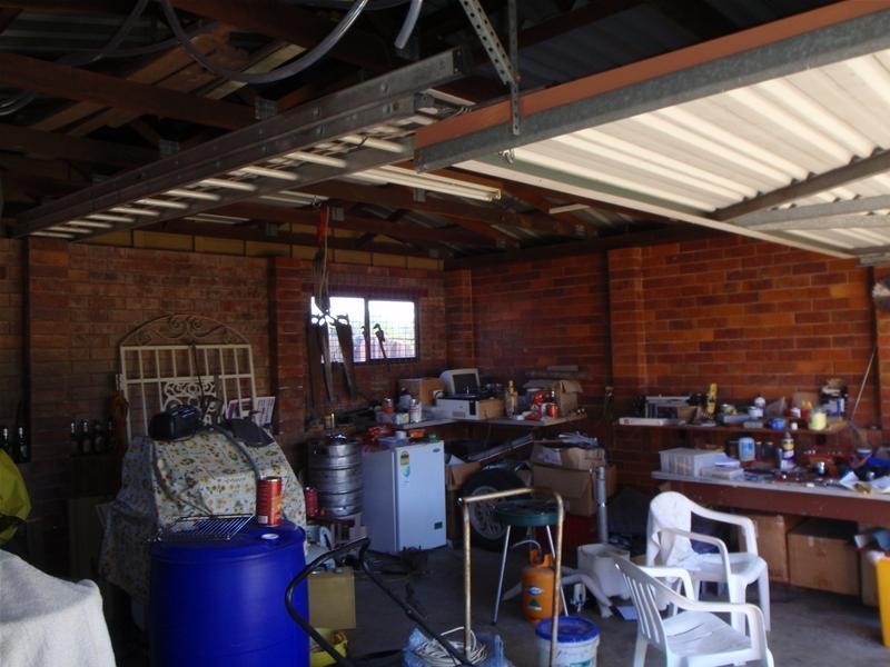 Avenell Heights QLD 4670