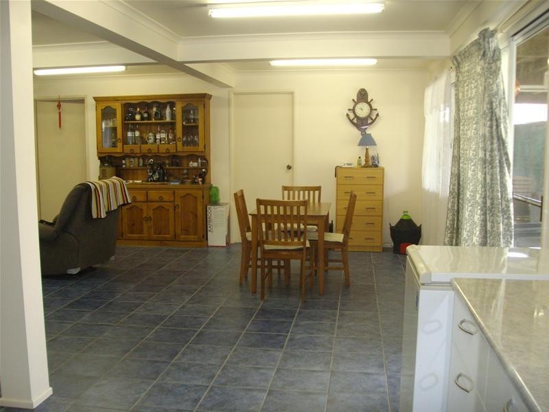 Sharon QLD 4670