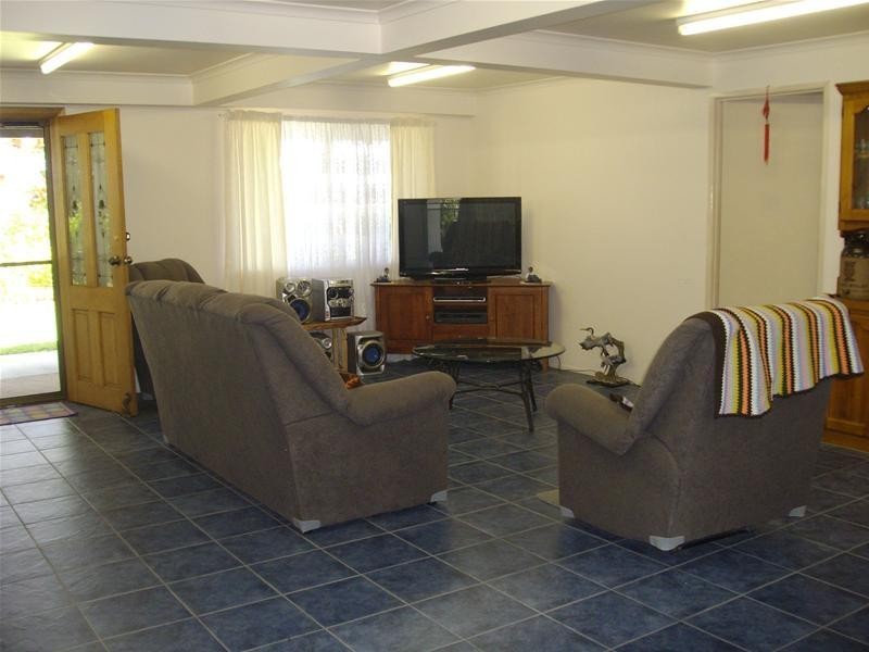 Sharon QLD 4670