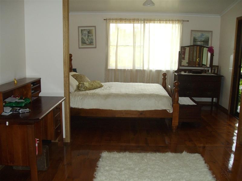 Sharon QLD 4670