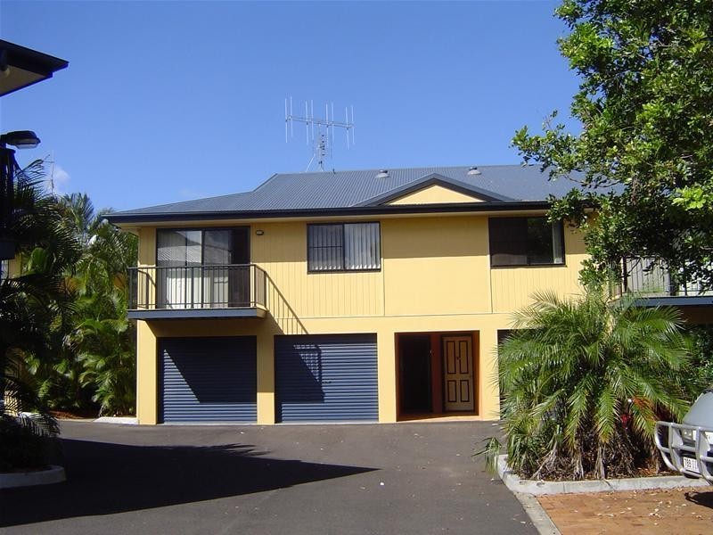 Moore Park Beach QLD 4670