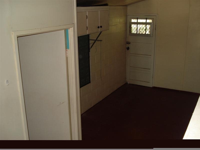 Avenell Heights QLD 4670