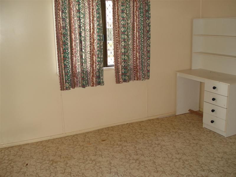 Avenell Heights QLD 4670